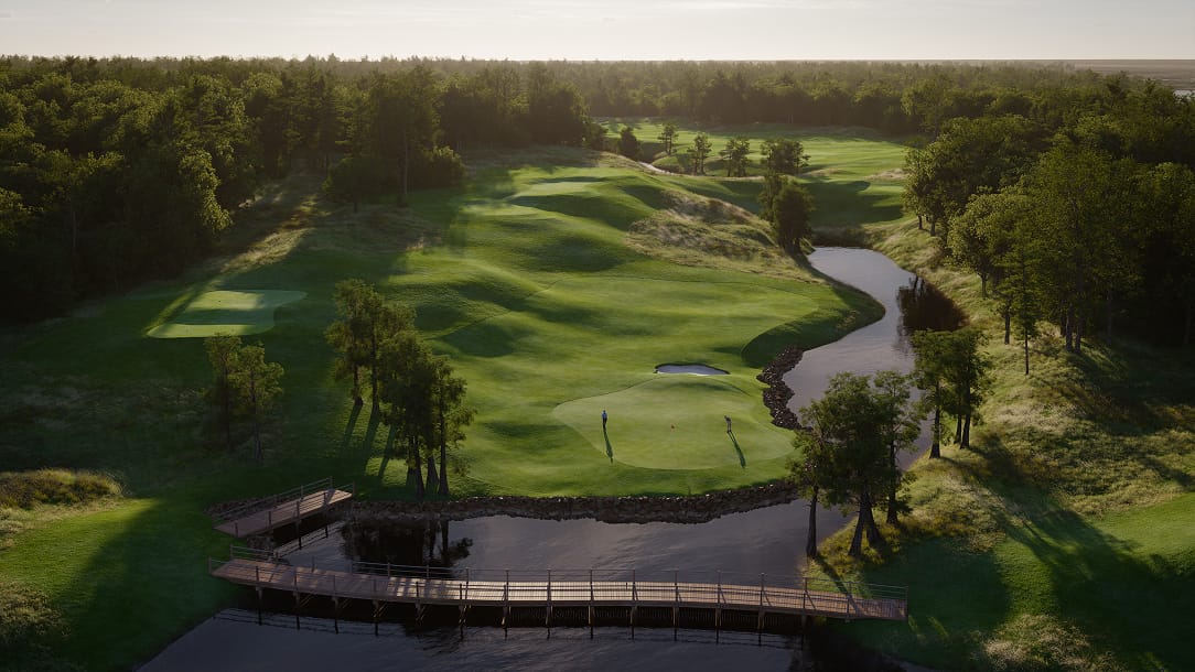 2512 260227 Long Cove SHOT 07 Hole 17 003 Final 6k