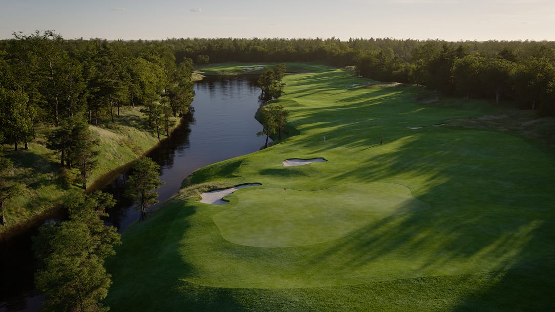 2512 260227 Long Cove SHOT 09 Hole 16 005 Final 6k